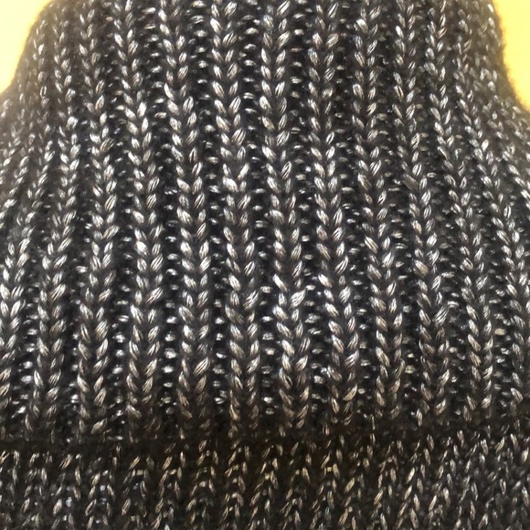 Women’s Vintage GH Bass & Co. Cowl Neck Black Knit PullOver Sweater Size XS - Picture 15 of 16